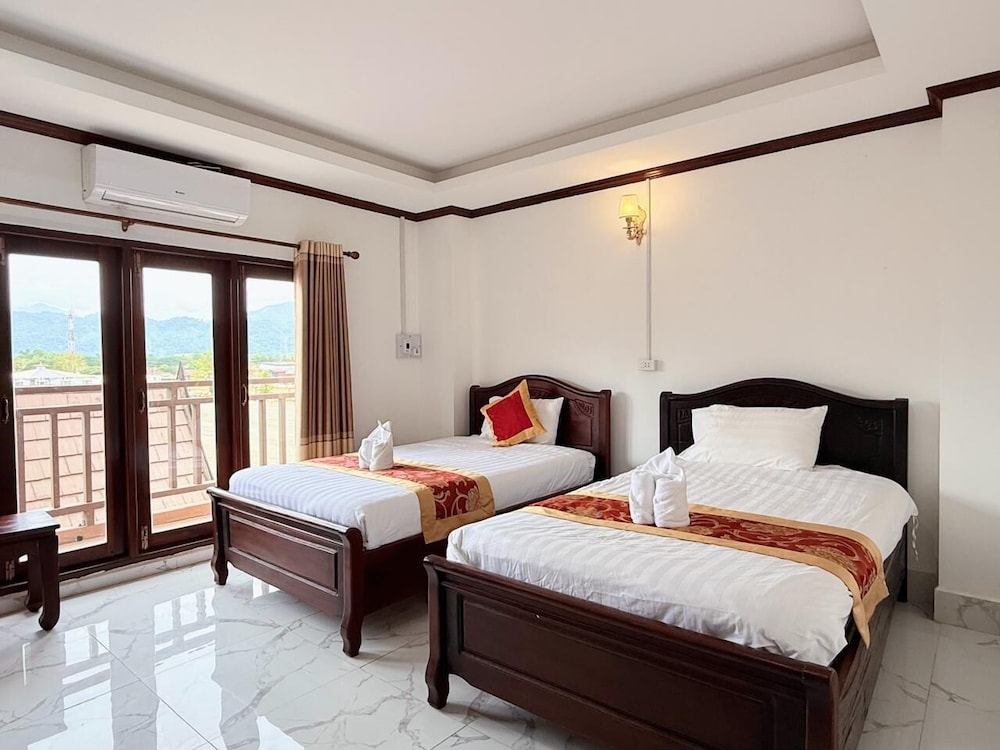 Deluxe Double Room Single Use, Non Smoking, Private Bathroom