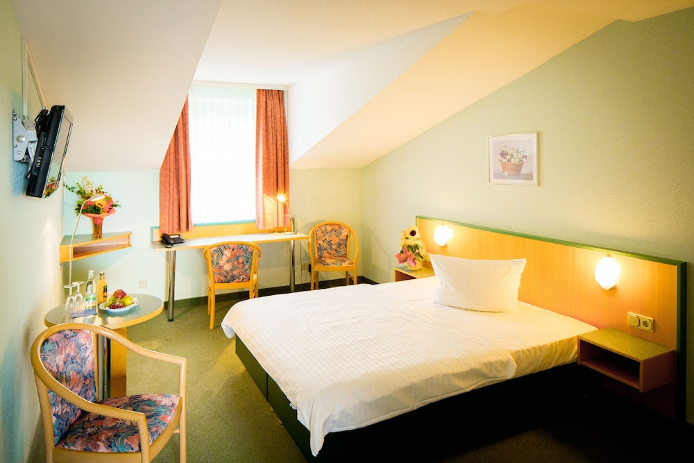 Single Room photo 3