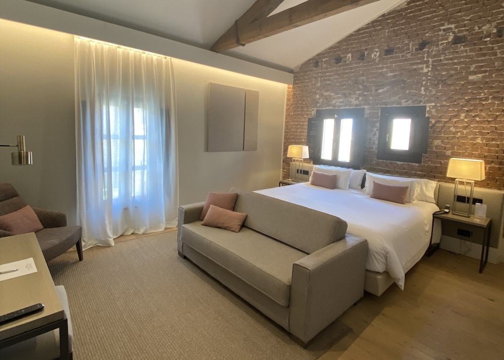 Junior Suite - Photo 3
