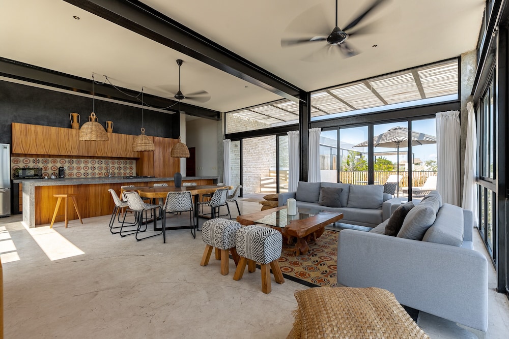 Grand Penthouse, Multiple Beds, Non Smoking (ph1)