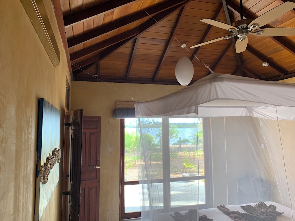 Double Room, 1 Bedroom, Lagoon View photo 1
