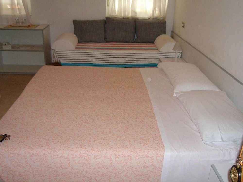 Comfort Double or Twin Room photo 3