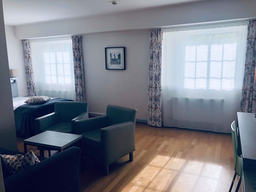 Junior Studio Suite photo 2