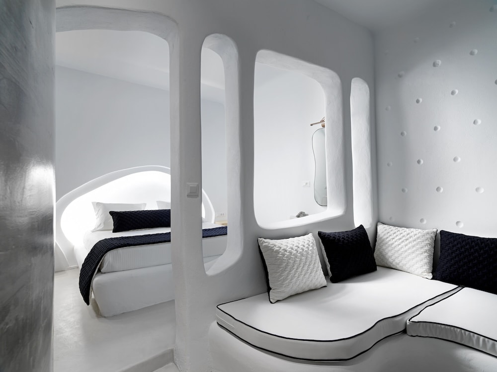 Suite, Sea View (outdoor Jetted Tub) - Photo 6