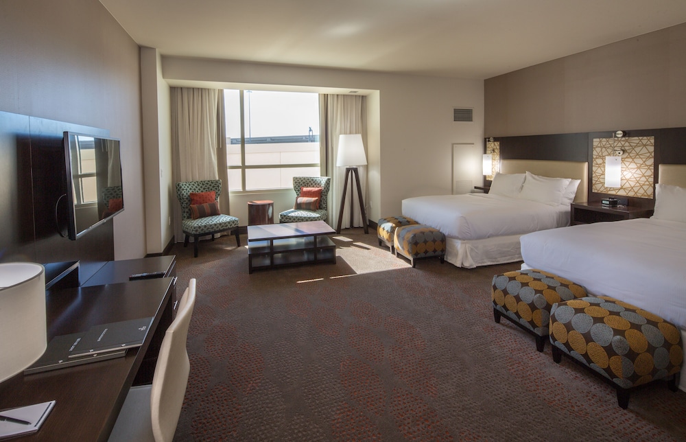 Room, 2 Queen Beds, Accessible photo 3