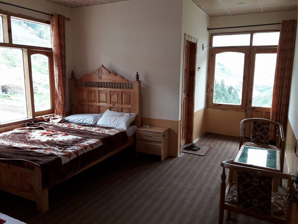 Standard Double Room - Photo 5