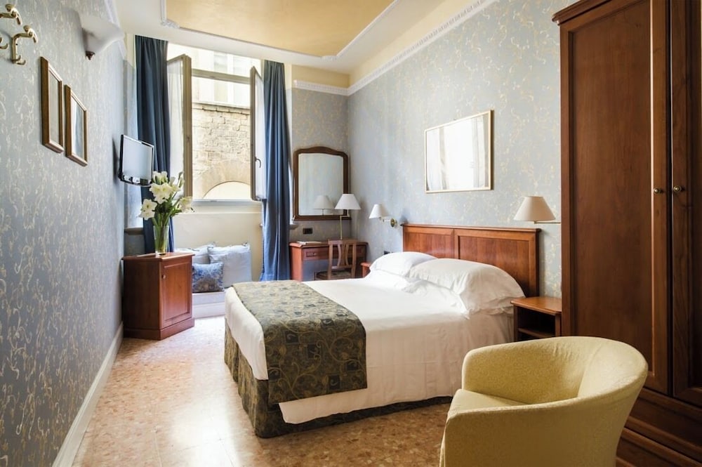 Comfort Room photo 2