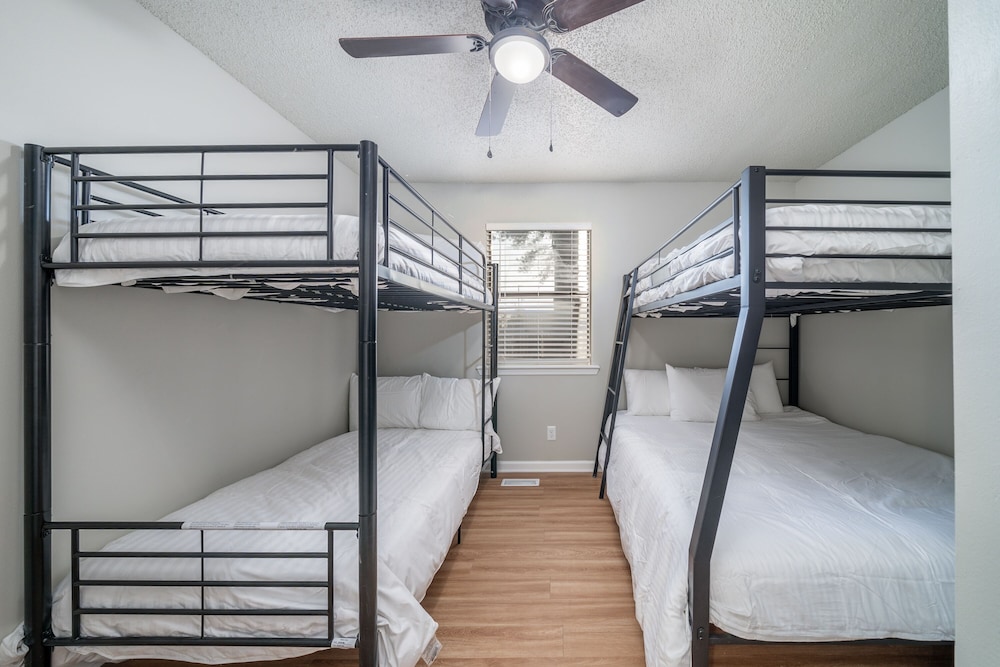 Townhome photo 2