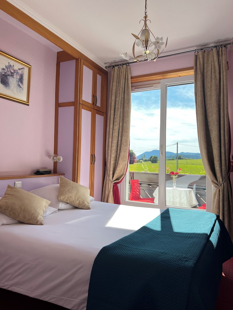Deluxe Double Room, Non Smoking, Mountain View photo 1