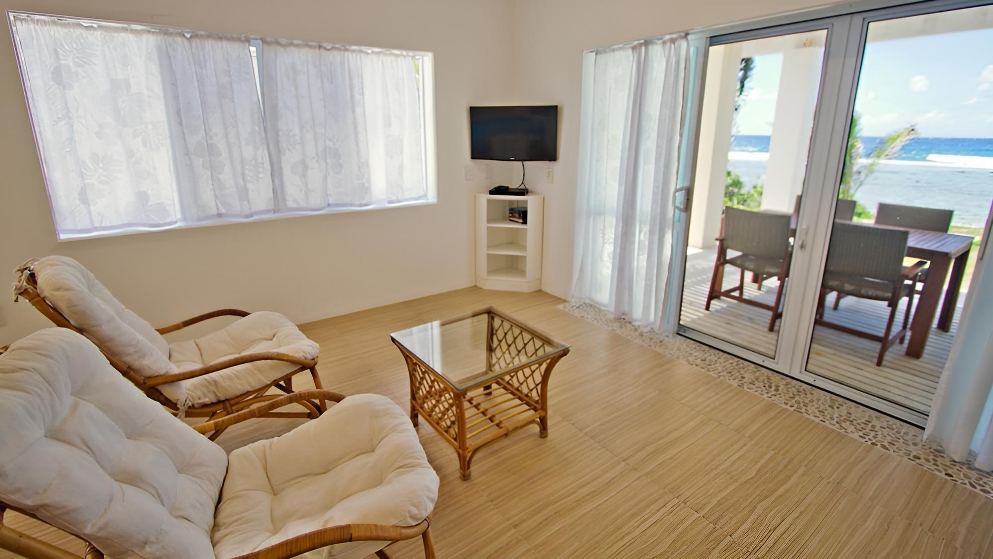Studio Beachfront Villa 1 photo 3