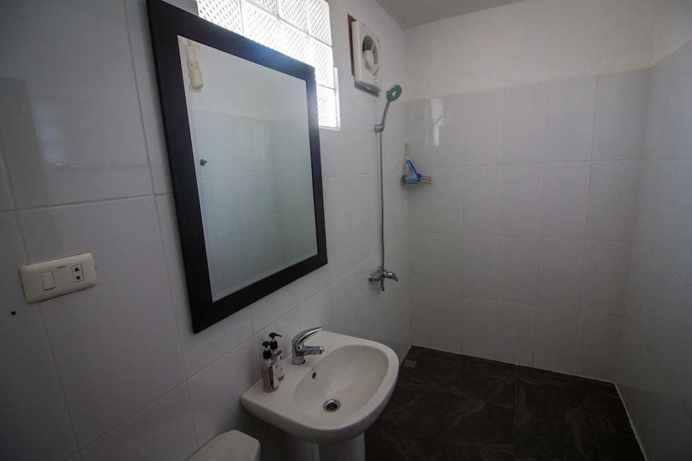 Standard Double Room (without View) photo 3