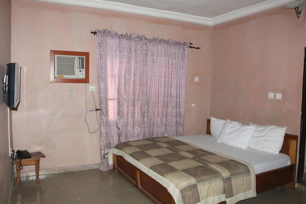 Classic Room - Photo 2
