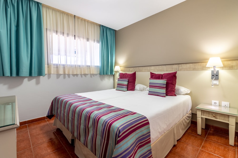 Apartamento Superior, 1 dormitorio, terraza, vista al mar (2 adultos)