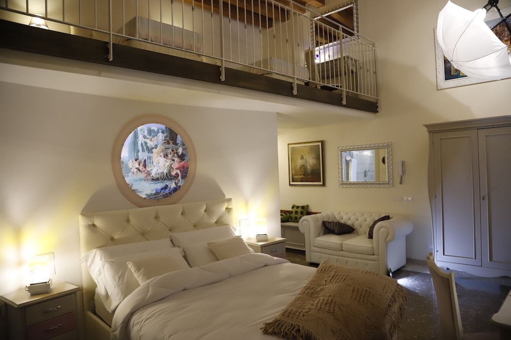 Business Suite photo 1