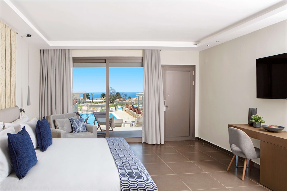 Executive Bungalow, Private Pool, Sea View - Photo 2