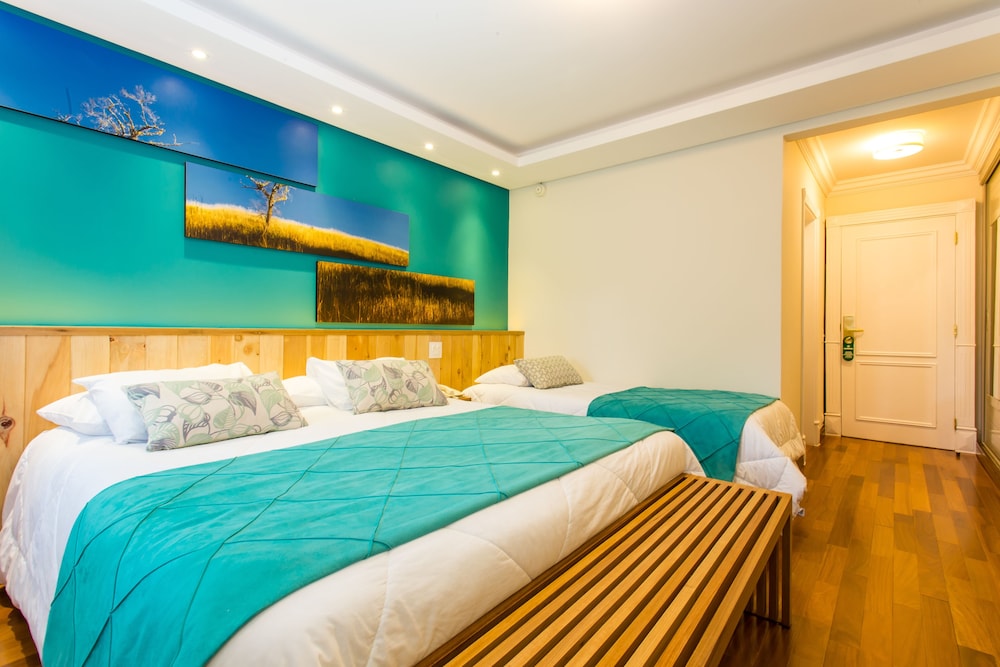 Room (Nobre)