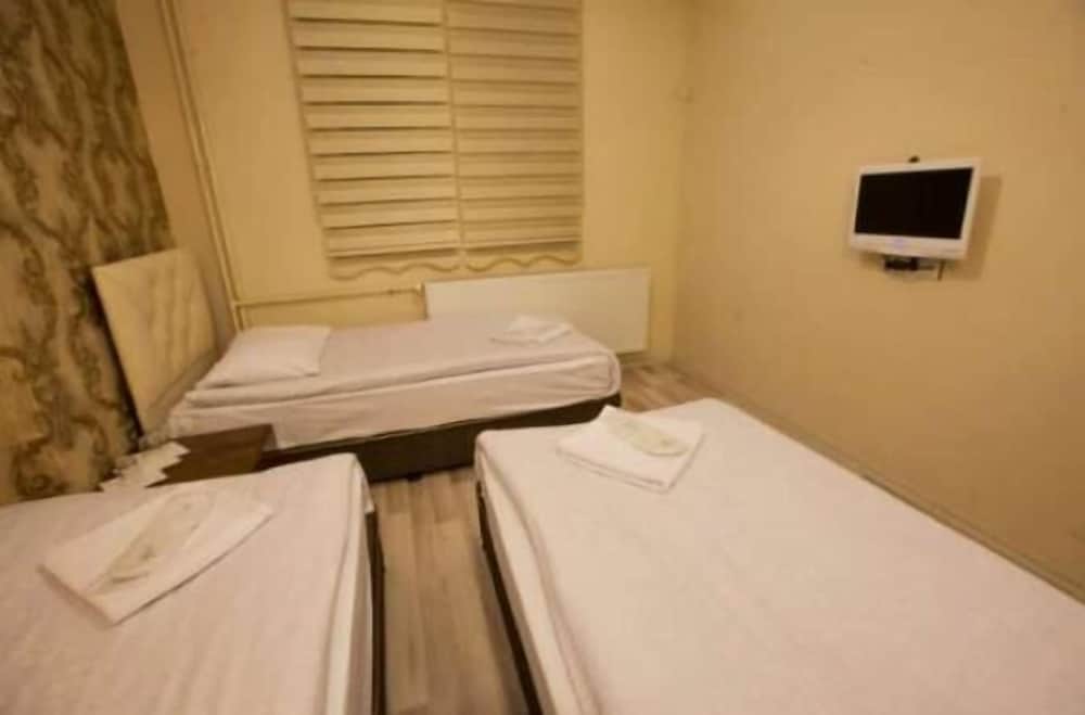 Triple Room photo 2