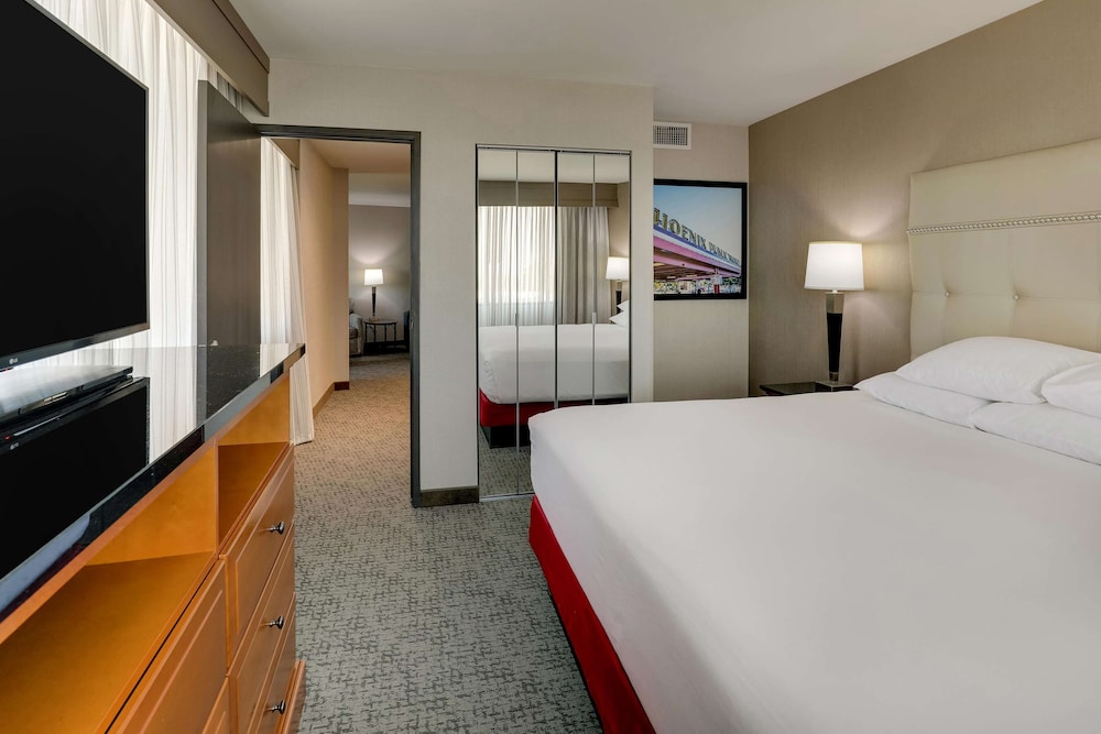 Suite, 1 King Bed with Sofa bed, Accessible (2 Rooms, Terrace, Upper Floor) - Photo 5
