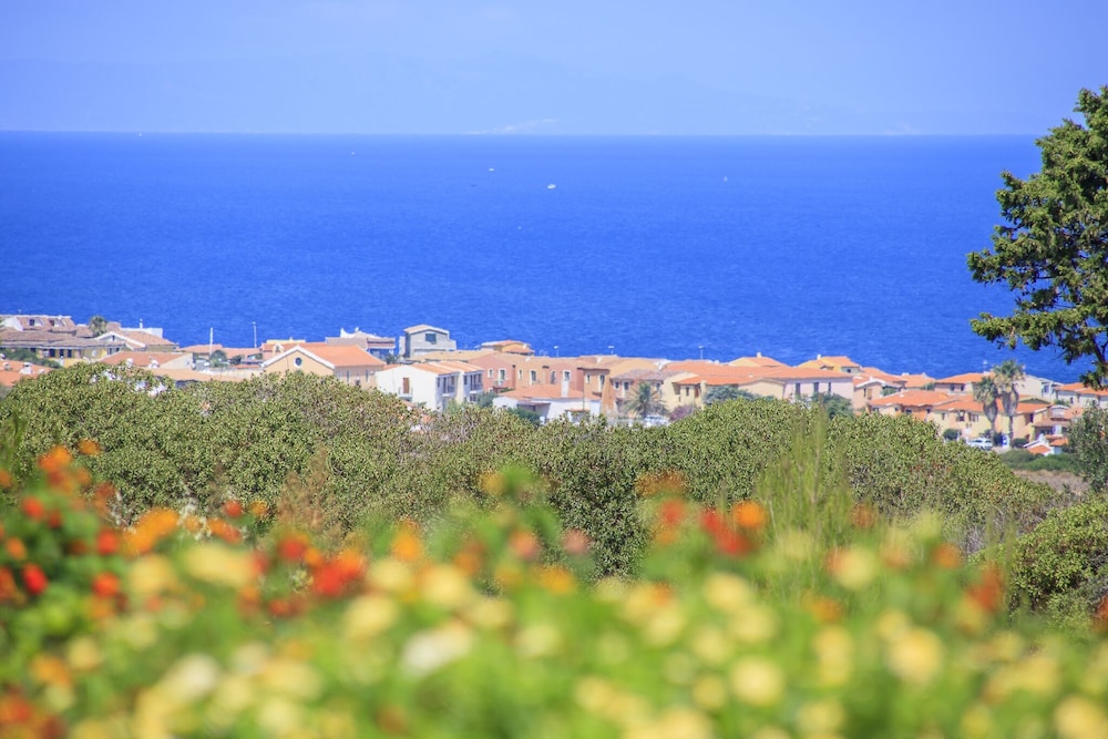 Double Room, Balcony, Sea View photo 2