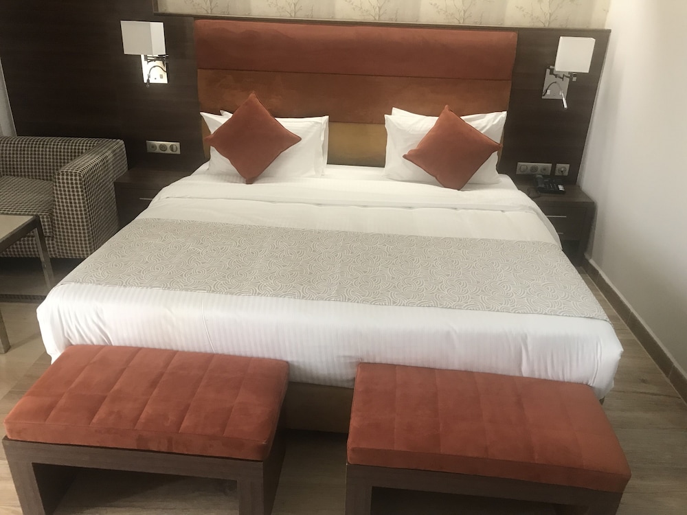Superior Double or Twin Room photo 2