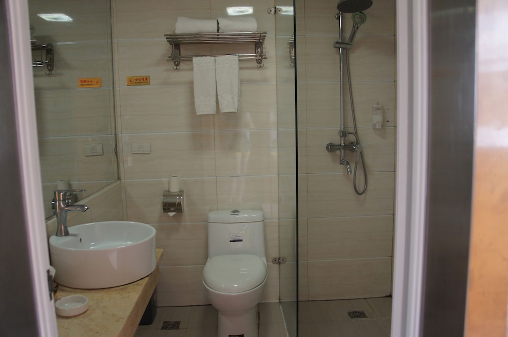 Standard Room photo 2