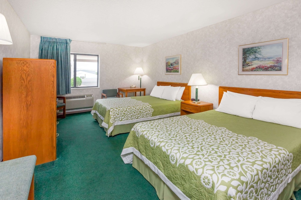 Room, 2 Double Beds, Accessible, Non Smoking (Mobility) - Photo 1