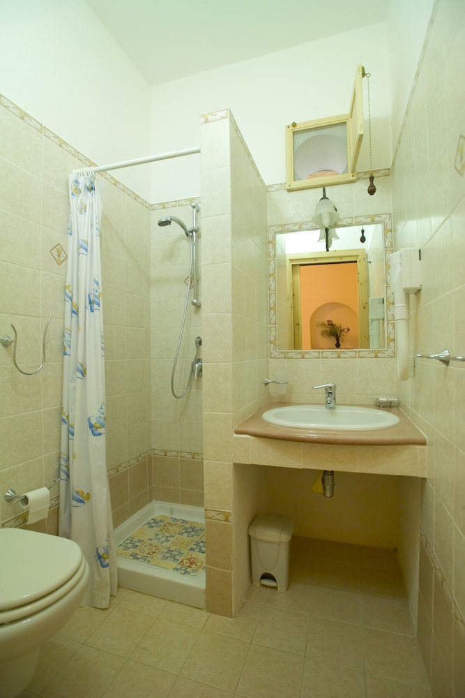 Double Room with Partial Sea View photo 2