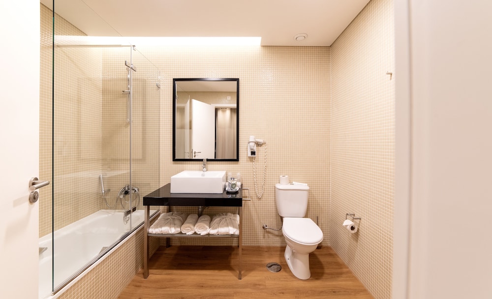 Junior Suite, Mountain View - Photo 5