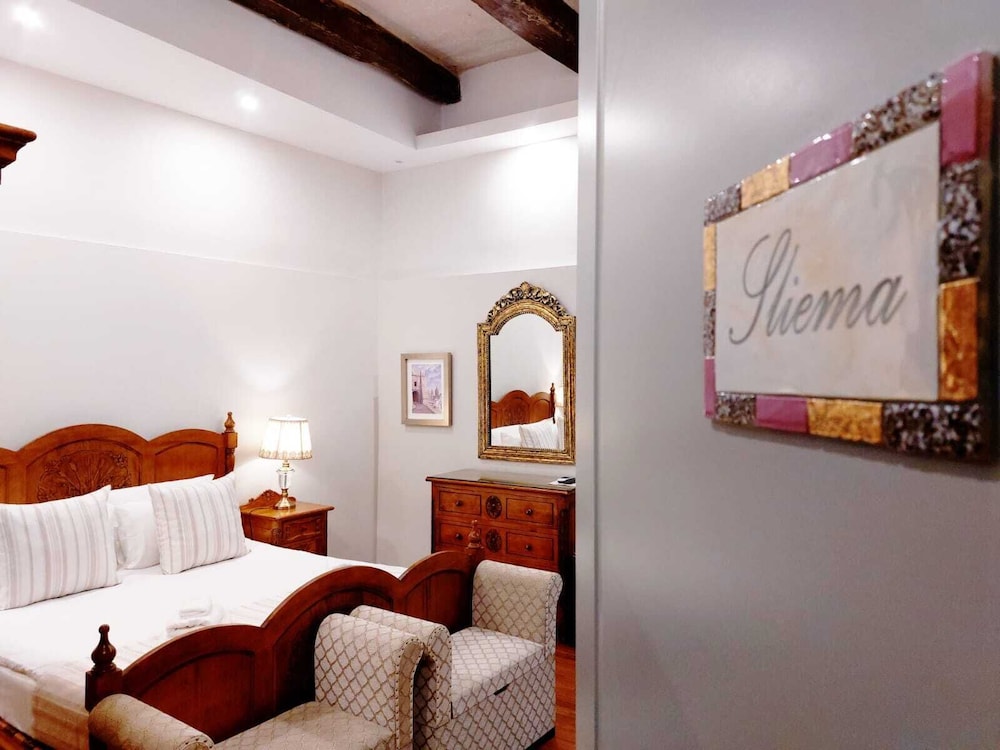 Junior Suite, Balcony (SLIEMA) photo 1