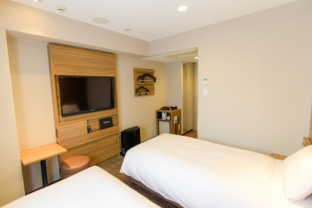 Economy Twin Room, Non Smoking (14sqm) : 1 Room for 1 Floor photo 3