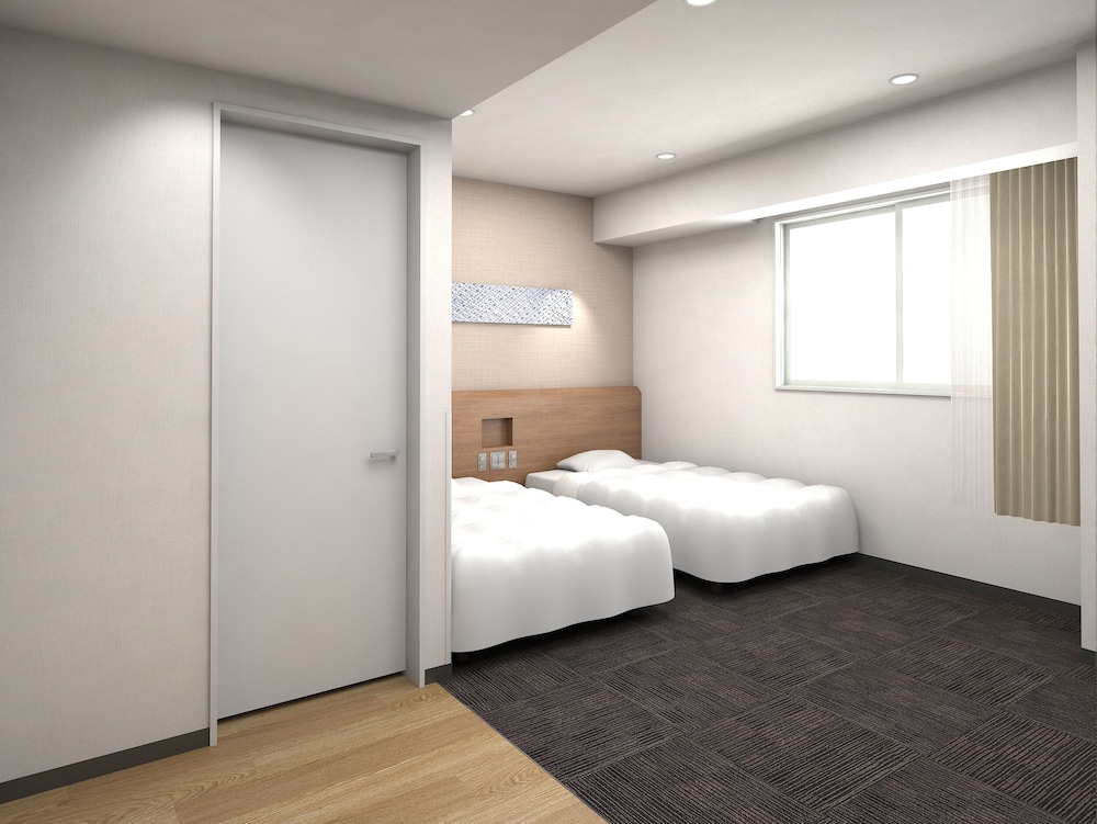 Basic Twin Room, Non Smoking - Photo 2