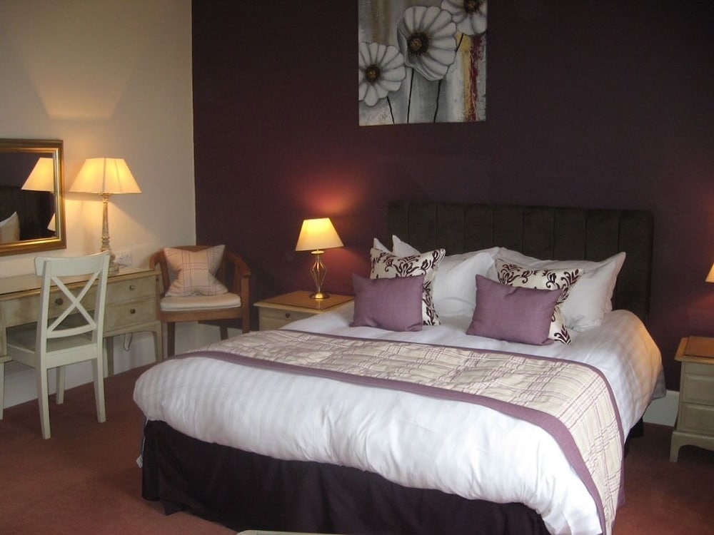 Double Room, Ensuite (Large) - Photo 3