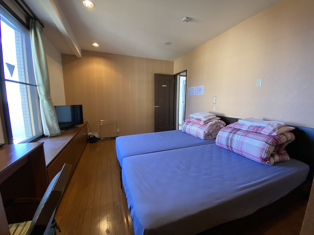 304 Private room with LCD TV, Western-style room, partial sea view, Non Smoking photo 3