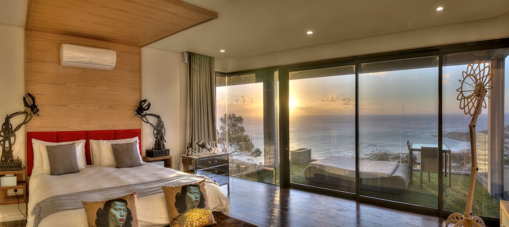 Sea Star Rocks Suite photo 1