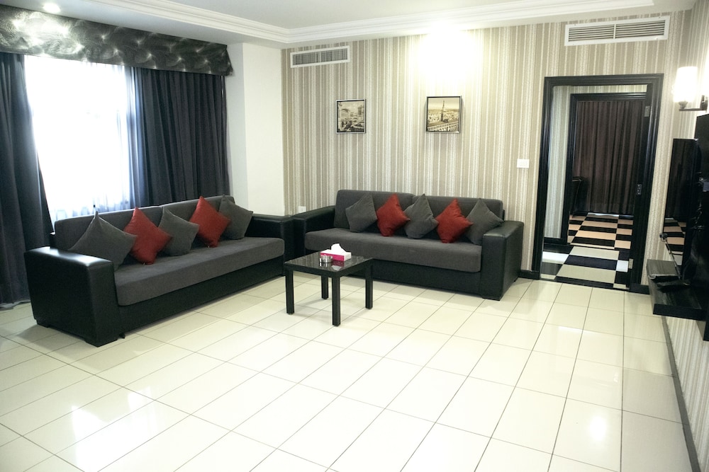 Royal Studio Suite, 1 King Bed