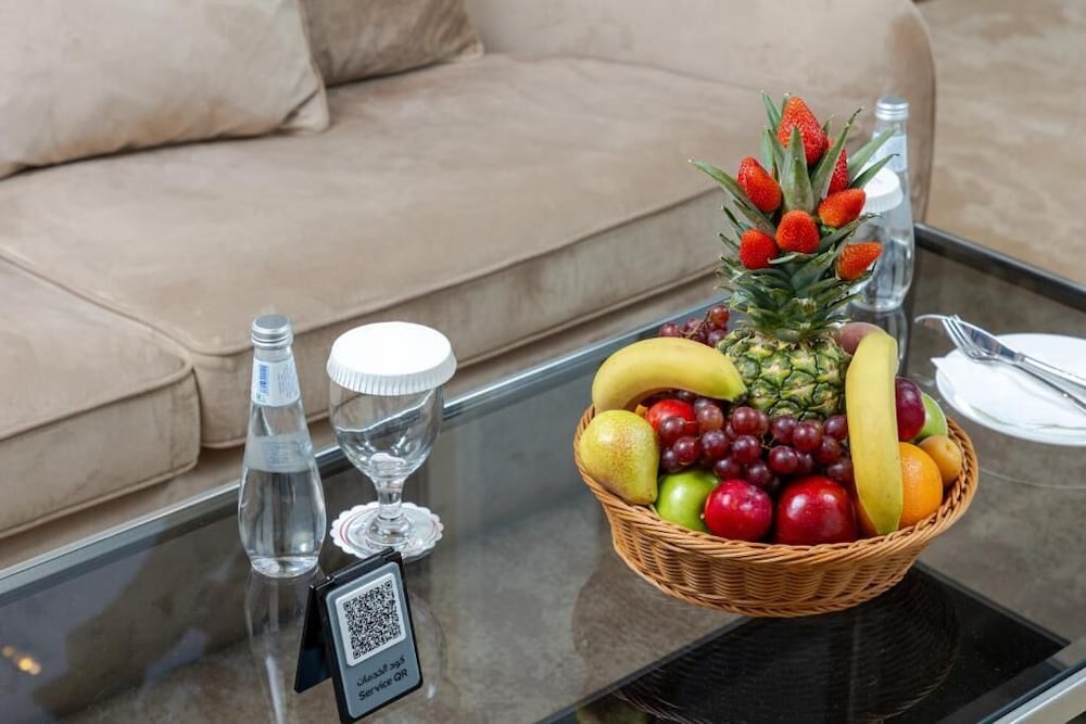 Presidential Suite thumbnail 6