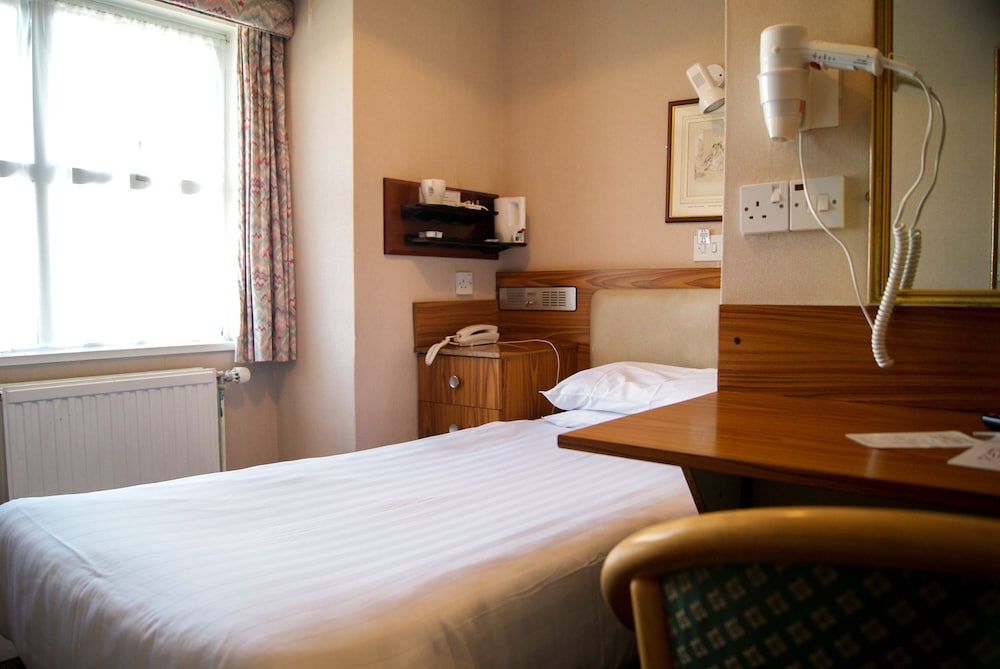 Budget Single Room photo 2