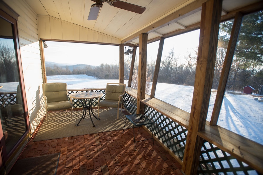 Generals Quarters photo 3