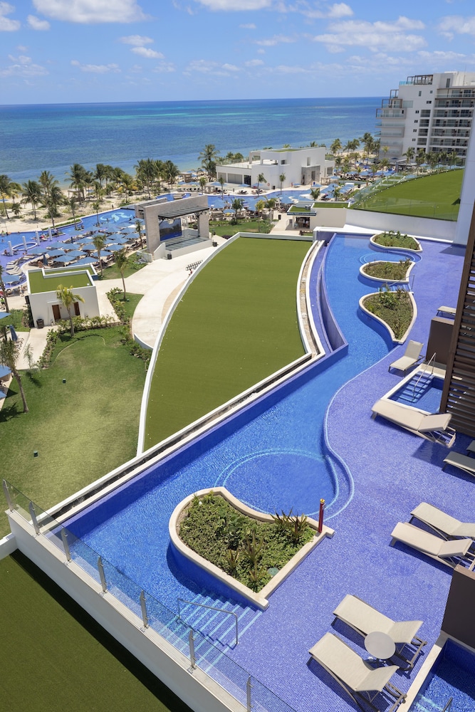 Luxury Junior Suite Ocean Front Swim Out Diamond Club - Photo 16
