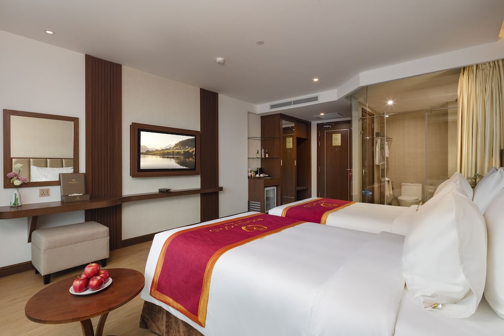 Grand Deluxe Partial Sea View - Photo 3