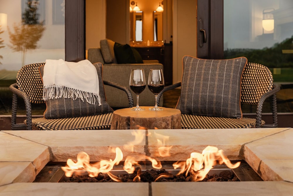 Suite, Resort View (with Fire Pit) - Photo 5