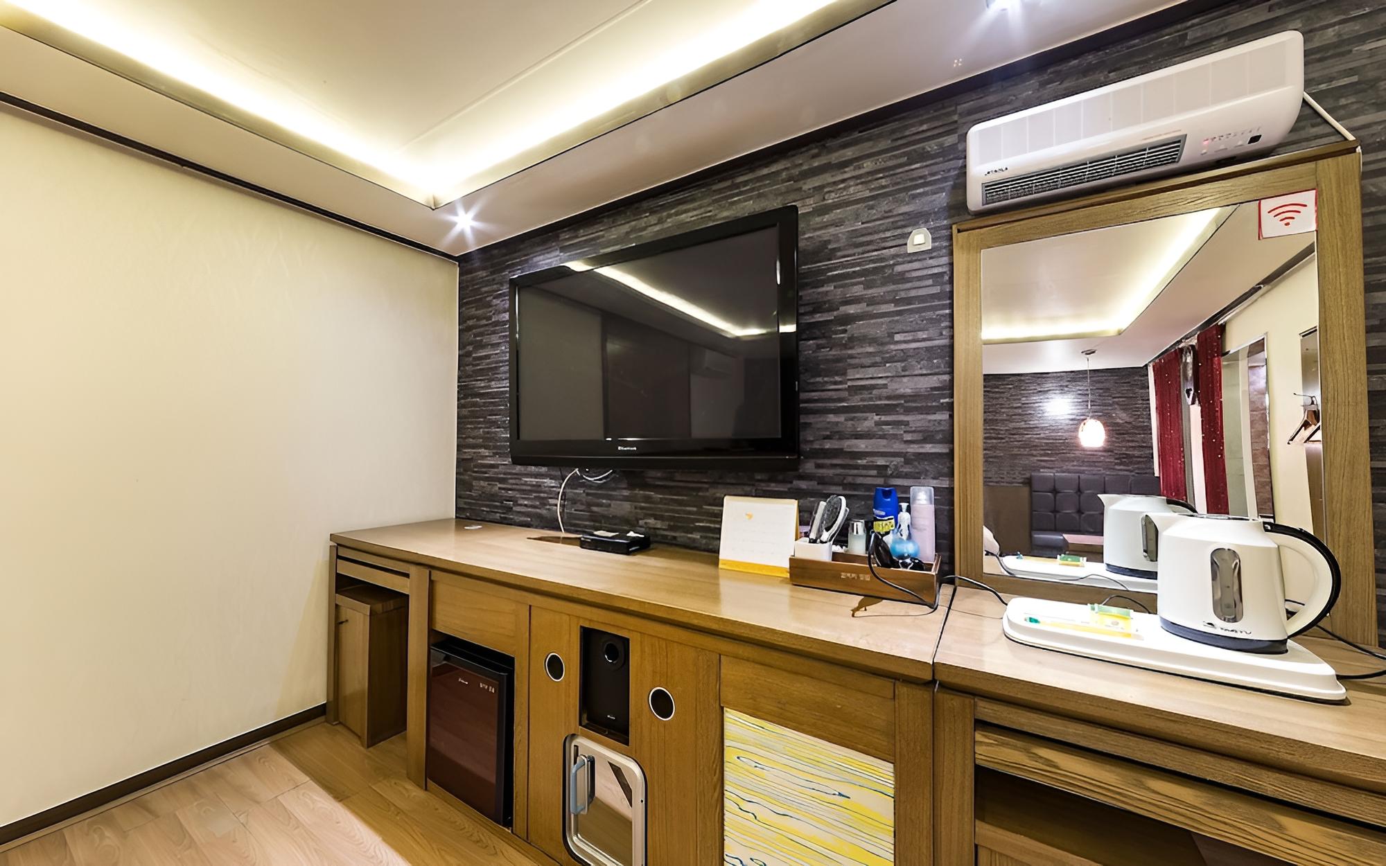 Room (Special Room) - Photo 1