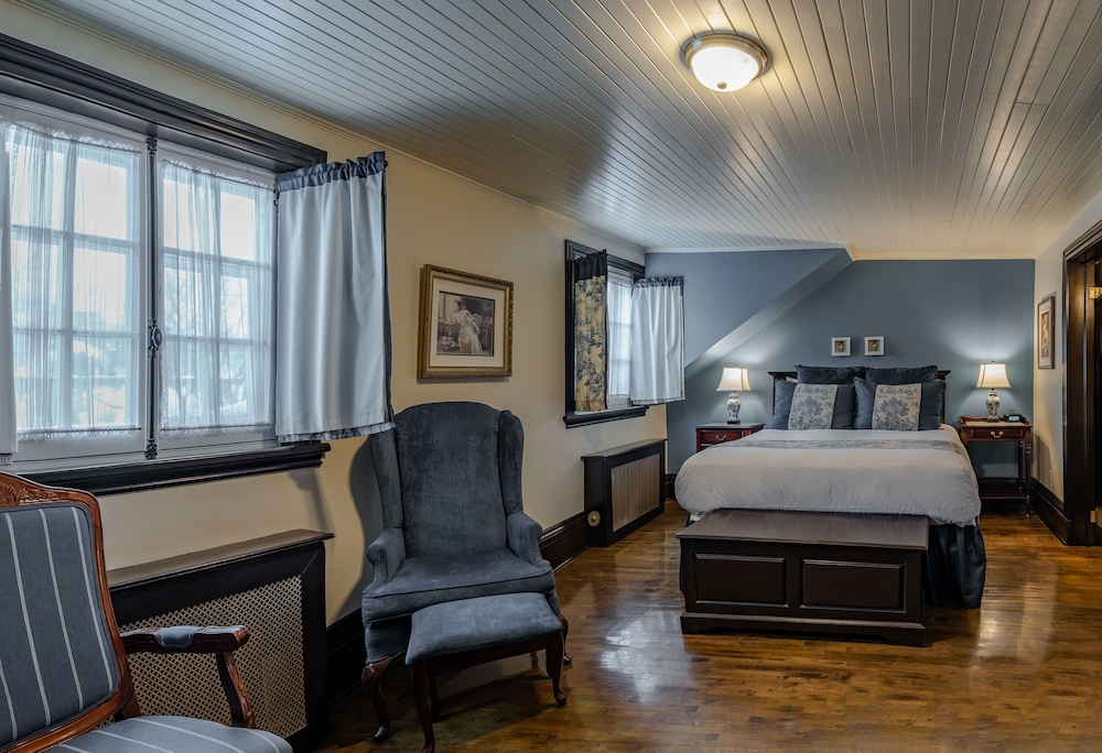 Superior Clos St-Louis - 4th floor, no elevator