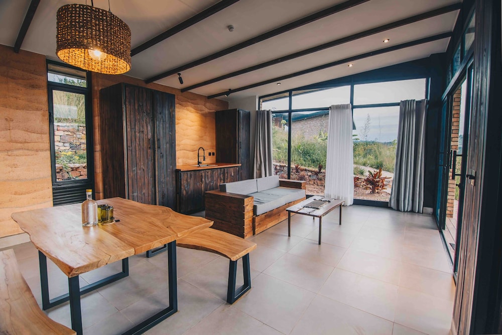 Signature Bungalow photo 2