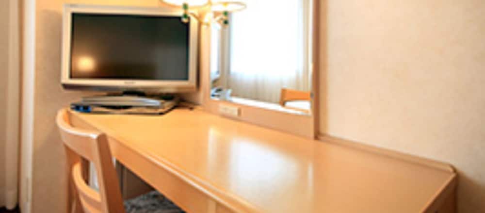 Economy Double Room, Non Smoking photo 3