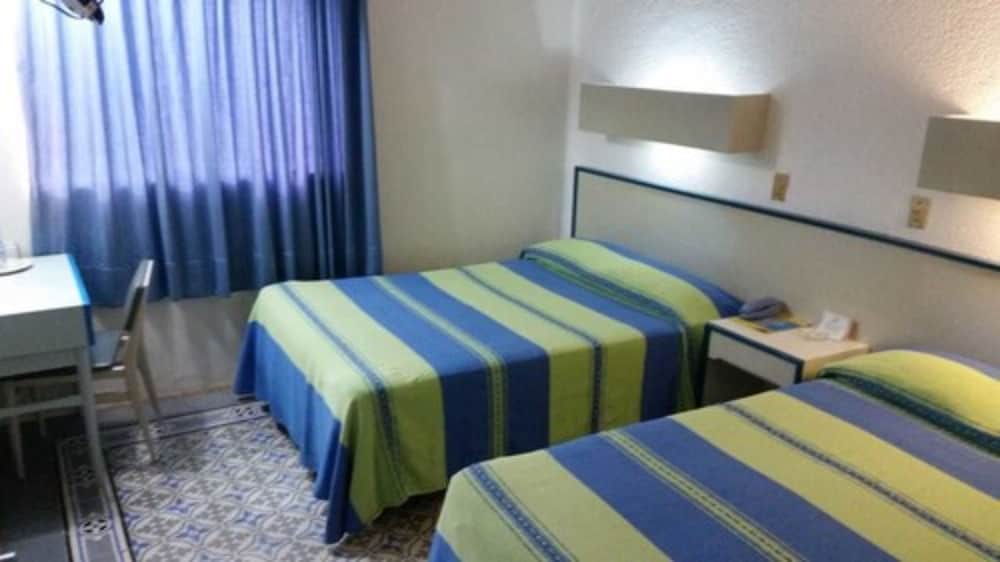 Basic Quadruple Room