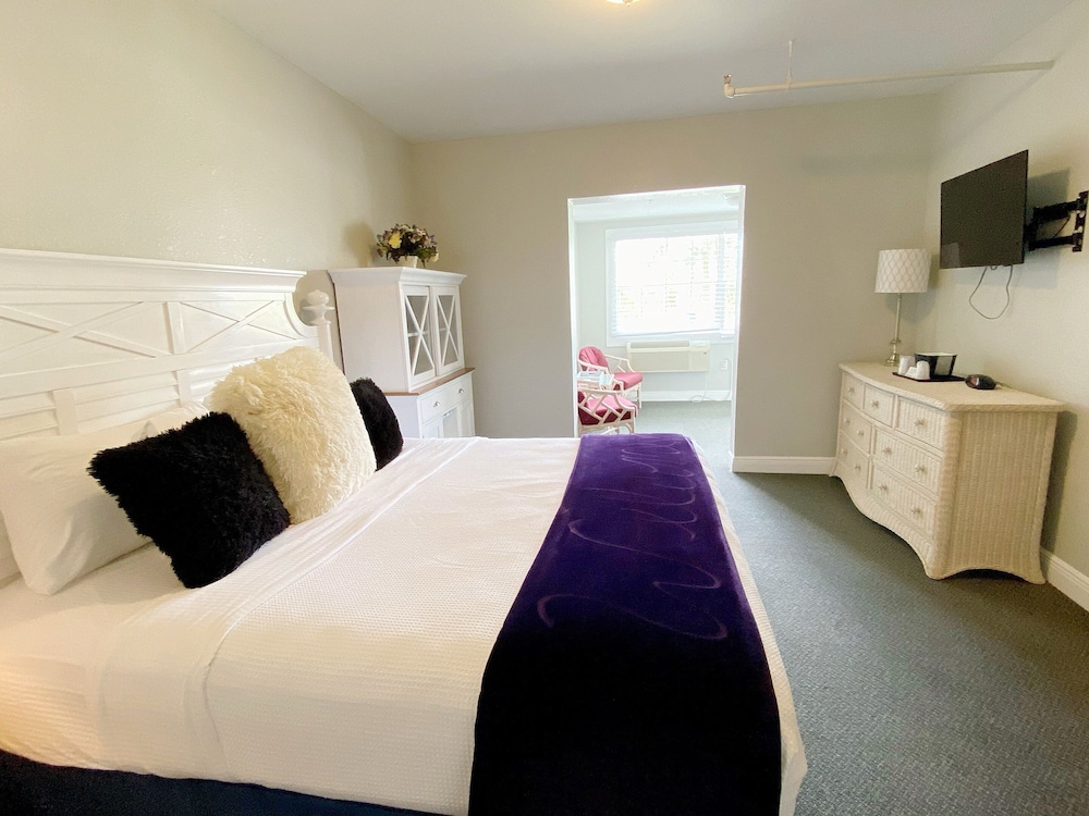 Signature Room photo 3