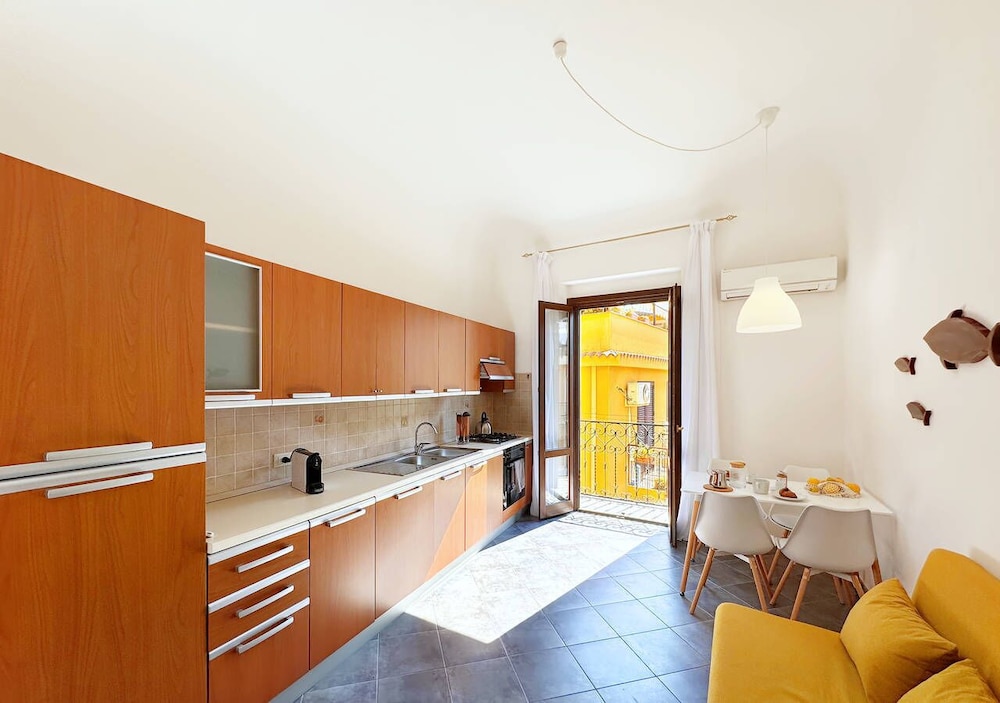 Apartment, Balcony, Partial Sea View
