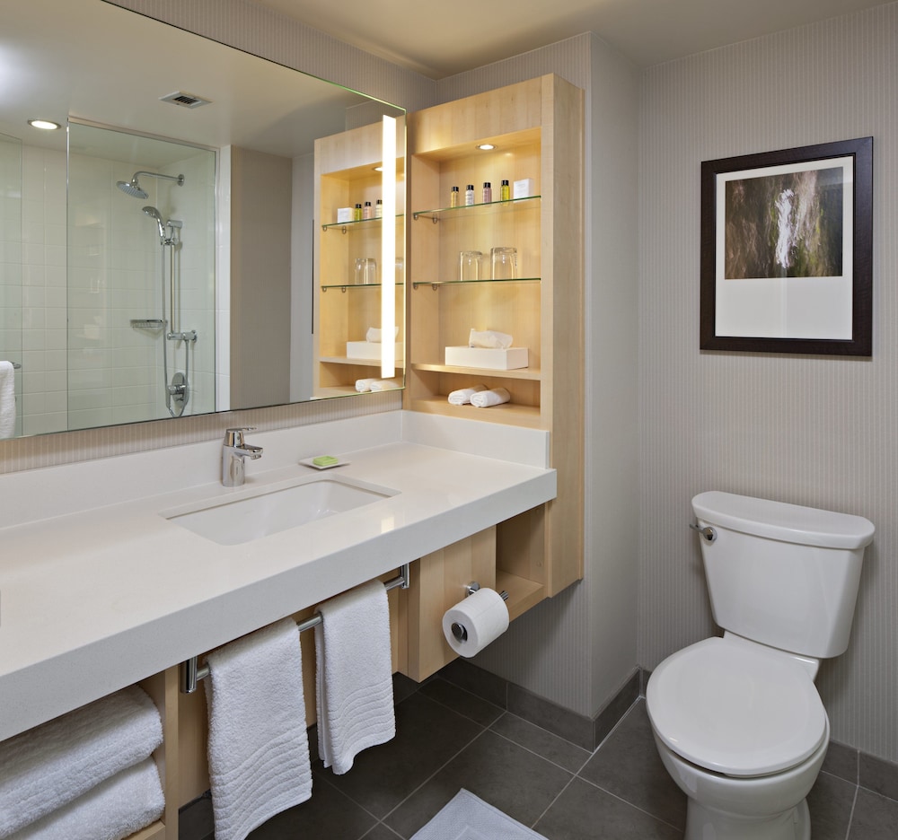 Deluxe Room, 2 Bedrooms, Poolside - Photo 5
