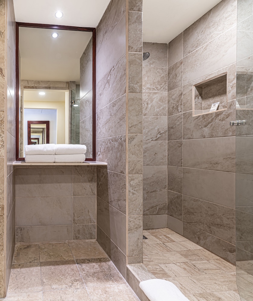 Deluxe Room, Mountain View - Photo 7